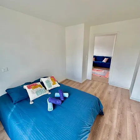 Magnificent Paris 401 With View Apartment *