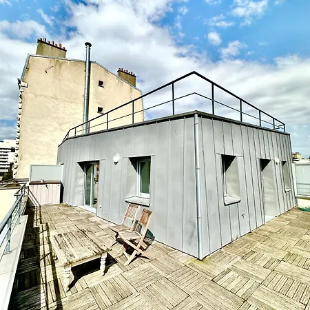 Magnificent Paris 401 With View Apartment *