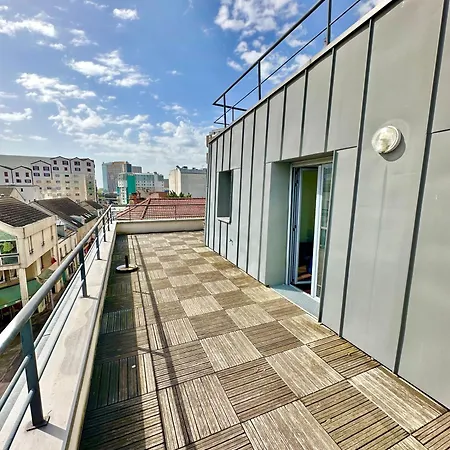 Magnificent Paris 401 With View Bagnolet